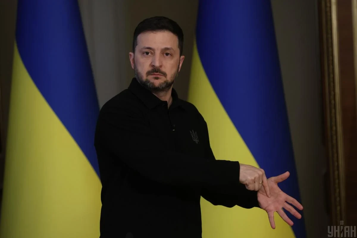Президент Володимир Зеленський під час спілкування з журналістами на саміті «Україна і країни Нордично-Балтійської вісімки»
