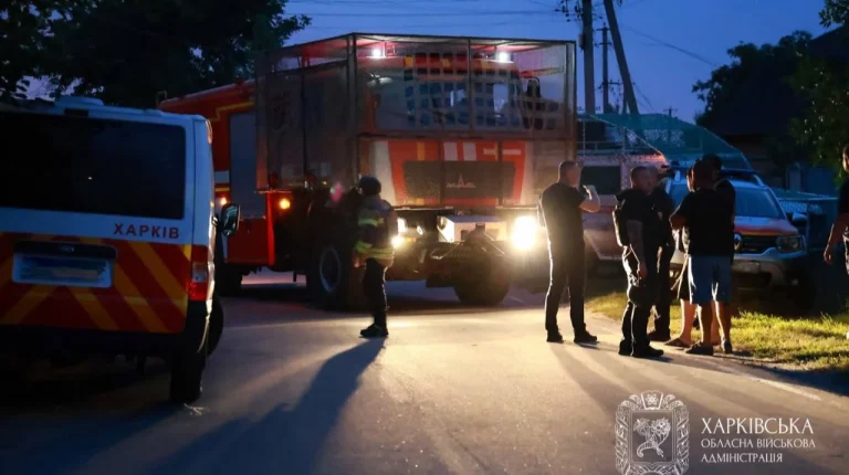 Місце удару в передмісті Харкова, фото ОВА